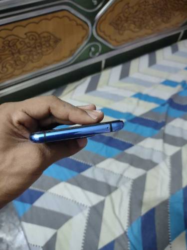 onepluse 7t dual sim approved with original 65 watt fast charger