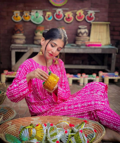 2 PC Digital block Printed Arabic lawn Chunri Suit 