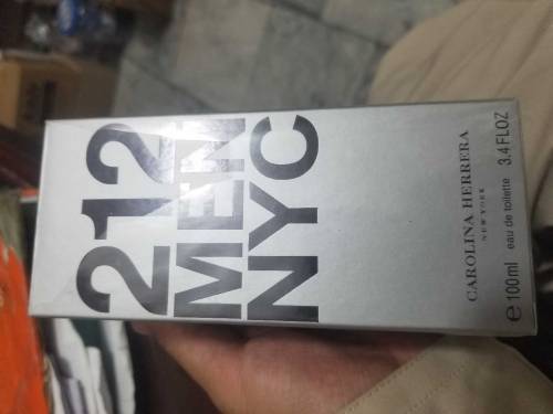 212 MEN NYC scent perfume.