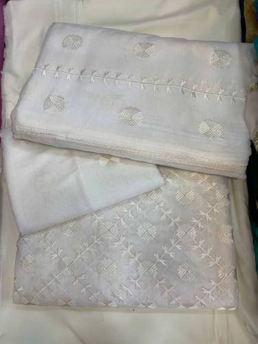   Unstitched Khadi lawn 3pc 4500 with stiching 6500