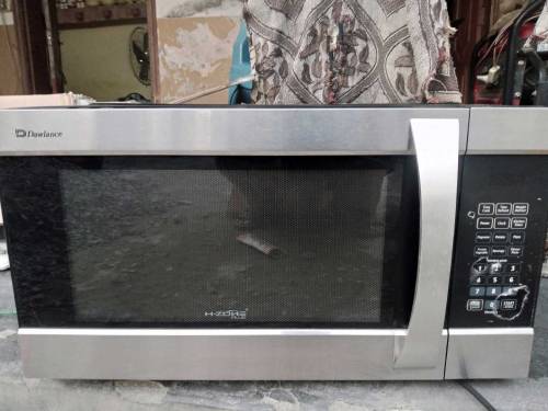 Dawlaince microwave own