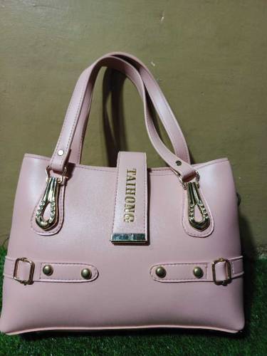 charm ladies hand bag👜