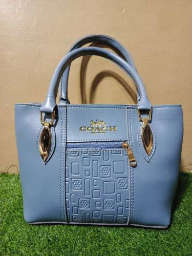 Ladies hand bag👜