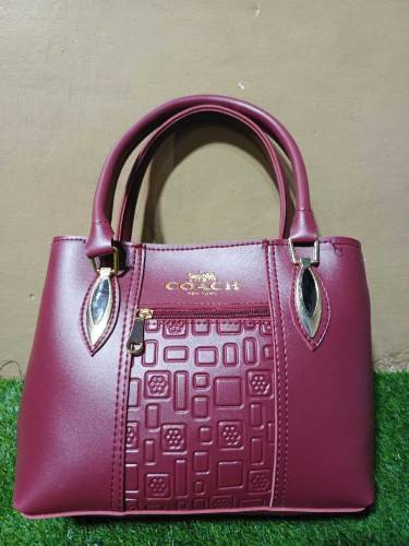 Ladies hand bag👜