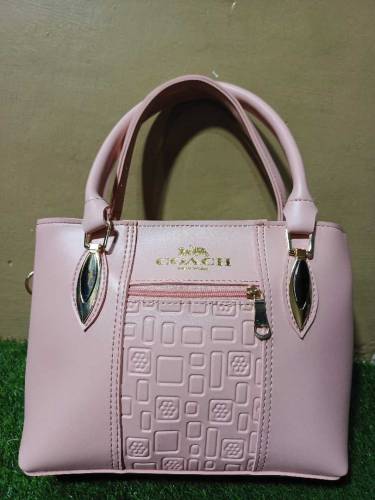 Ladies hand bag👜