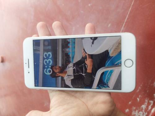 I phone 8 plus approve 256gb all OK 10 on 10 condition battery 86