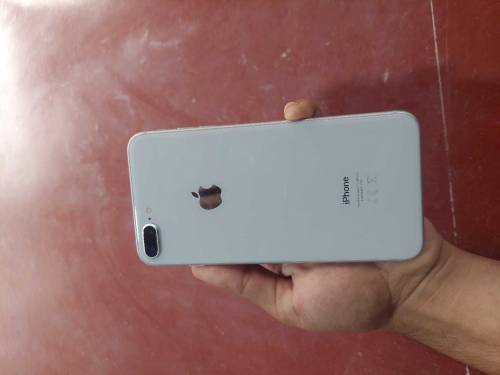 I phone 8 plus approve 256gb all OK 10 on 10 condition battery 86