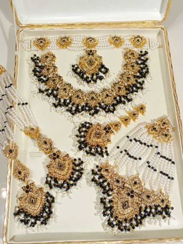 khandani set 