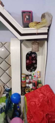 bedroom complete set urgent sale due to shifting 
