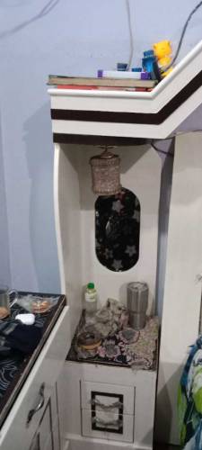 bedroom complete set urgent sale due to shifting 