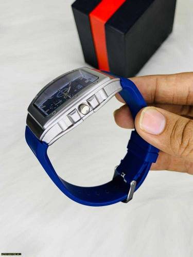 Men's formal analogue watch