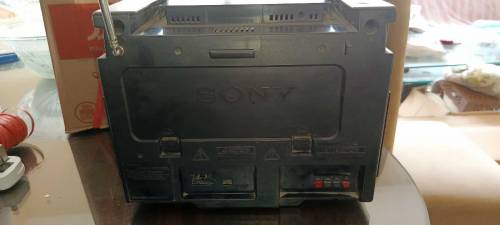 Sony tape recorder without speaker