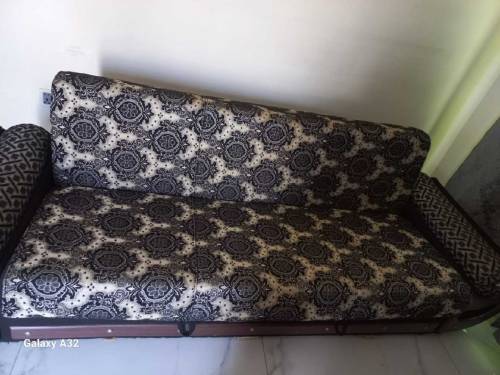 sofa combed