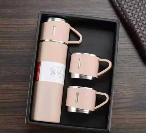 Vacuum Flask Set With 3 cups
