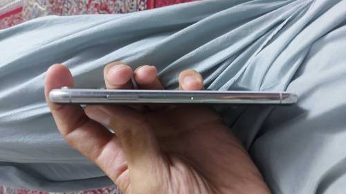 I phone x white color 