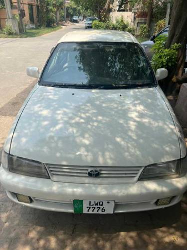 Toyota Corolla SE for sale 1992 Model. Register 2006 Lhr Numbers