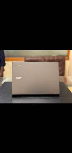 Acer laptop 4GB and 128 SSD 11.6 display 