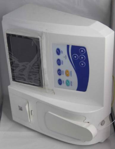 IntroductionThe device measures biochemical indexes by analyzing blood