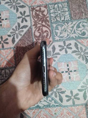 I phone X with box 256 gb