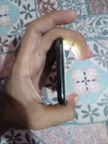 I phone X with box 256 gb