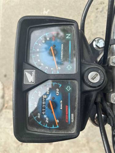 Honda 125 15 Model for sale 10 By 10 Good Condition 