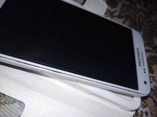 Samsung Galaxy e5 