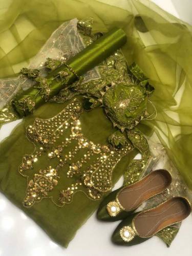 New summer women's suit with three gifts