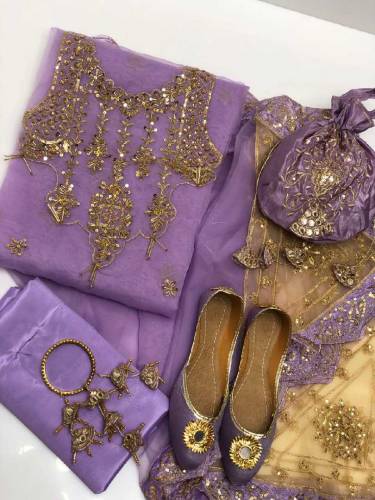 New summer women's suit with three gifts