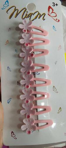 A pack of small tiktak pins