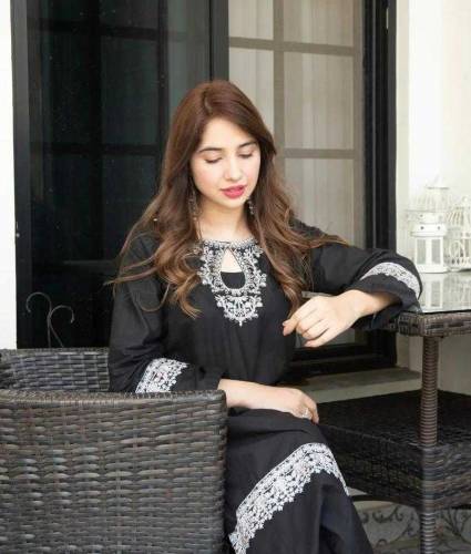2pcs women stitched arabic lawn embroidered suit 