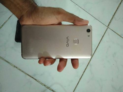 Vivo v7+ Urgent Sale Need Cash