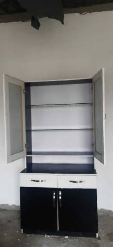 show case for crockery. Very spacious for crockery. good qualit