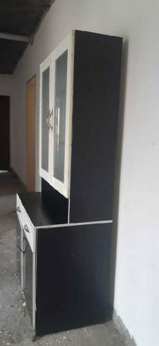 show case for crockery. Very spacious for crockery. good qualit