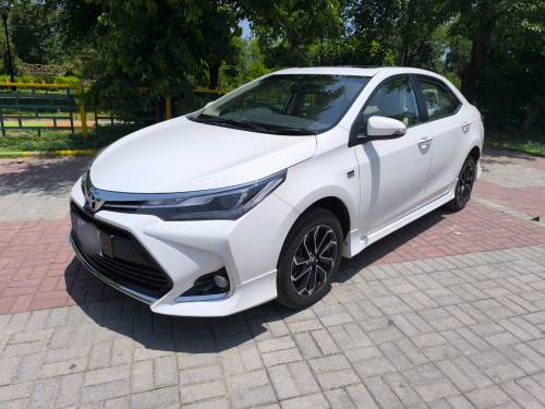 Toyota Corolla Grande X Automatic 1.8 2023