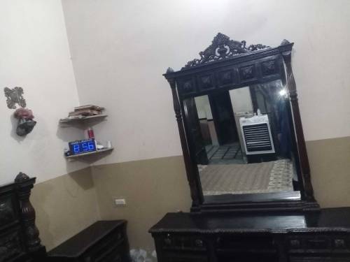 chinioti bed  asal wood. hand made desighn