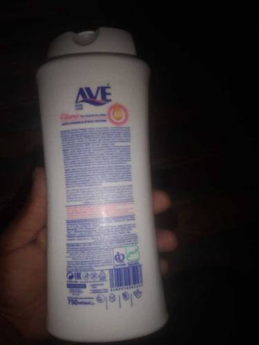 Original Irani Ave shampoo price 330 without Delivery charges 