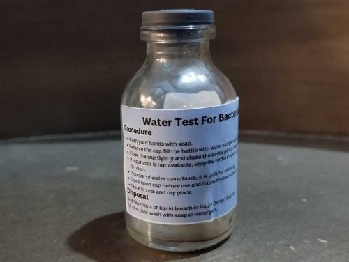Water testing kit for bacterial contamination