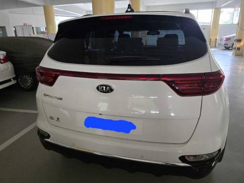 KIA SPORTAGE FWD 2021