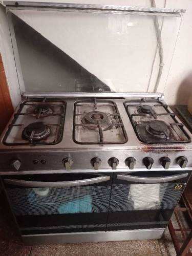 Stove oven / Cooking Range 