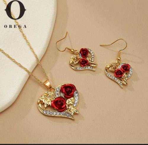 Explore Our Unique Necklace Designs for Girls