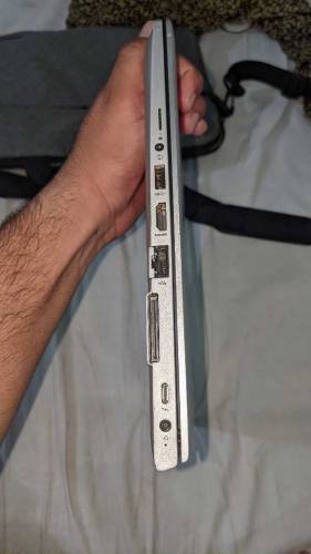 HP ELITEBOOK 830 G5 . 16GB RAM . 256 GB SSD. 