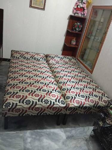 single bed