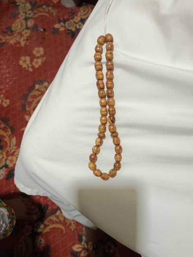 Olive wood rosaryزیتون کی لکڑی کی تسبح 