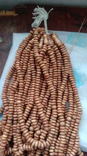 Olive wood rosaryزیتون کی لکڑی کی تسبح 