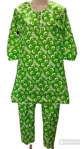 •  Gender: Women's•  Fabric: Cotton•  Pattern: Printed•  Neck Type: Ro