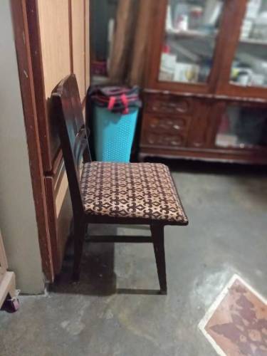 dining table with 5 chairs