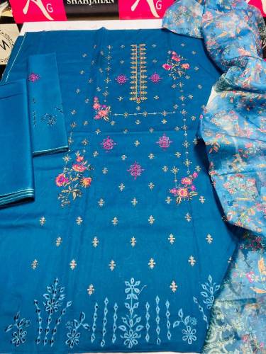 *Bin Gulzar | 3pc 90/70 lawn | Luxury Category