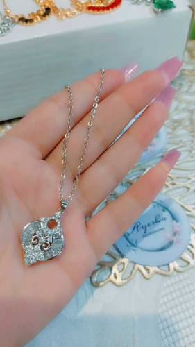 Jewelery 