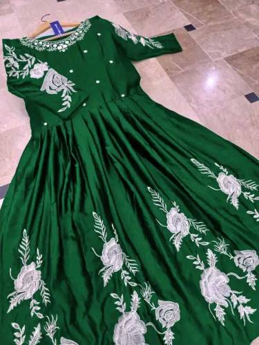 independence day shamos silk maxi 