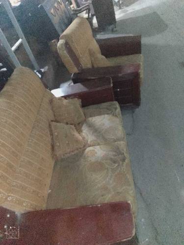 Sofa set in great condition so beautiful so good and so great sofa se